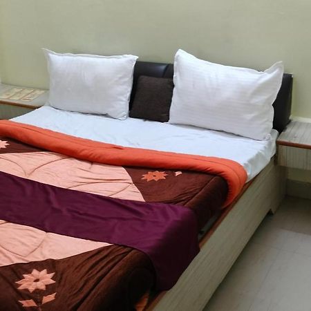 Hotel Shaurya Haridwār Eksteriør billede